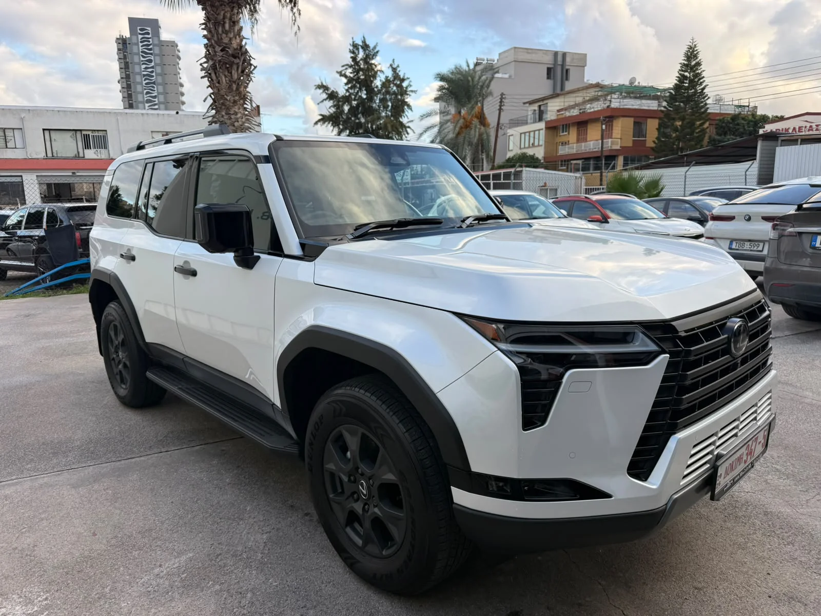 Lexus GX550 V6