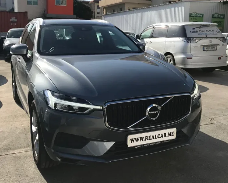 Volvo XC60 2.0 D4 MOMENTUM
