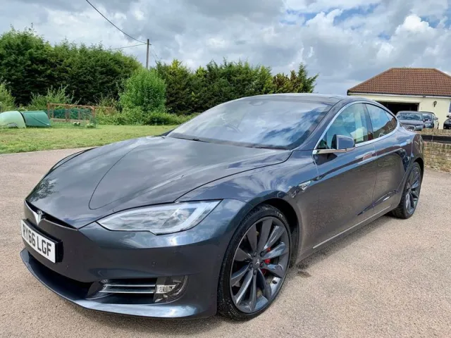 Tesla Model S P90D EXECUTIVE EDITION
